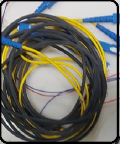 aa3-3: OJC 4core 입력커넥터 -출력 커넥터 - 0.5m-1m-0.5m(총 2m)-2.0-3mm-low bending