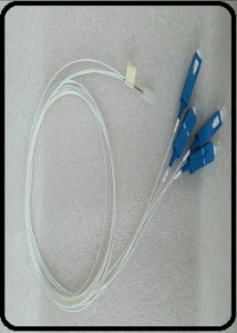 aa3-2: 4ch ribbon fiber array block multi mode(50um) 1m